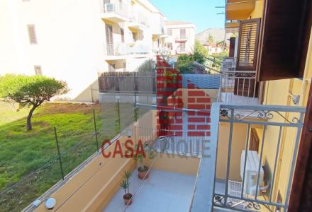 Large apartment with garage for rent Santa Flavia