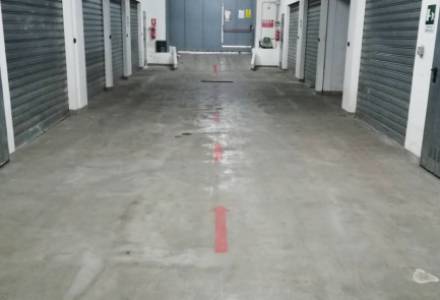 Garage for rent with double entrance in Palermo