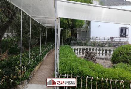 Detached villa with garden in Trabia