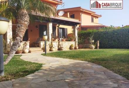Villa in an exclusive residential area Altavilla Milicia