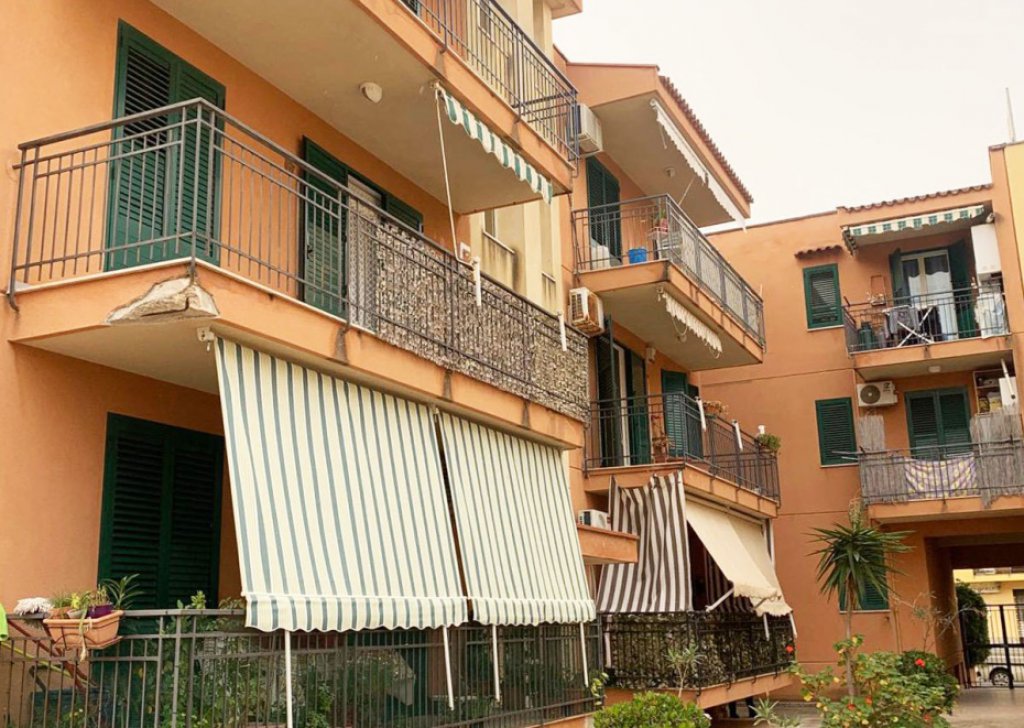 Appartamenti quadrilocale in vendita  via Concordia Mediterranea 21, Bagheria, località Aspra