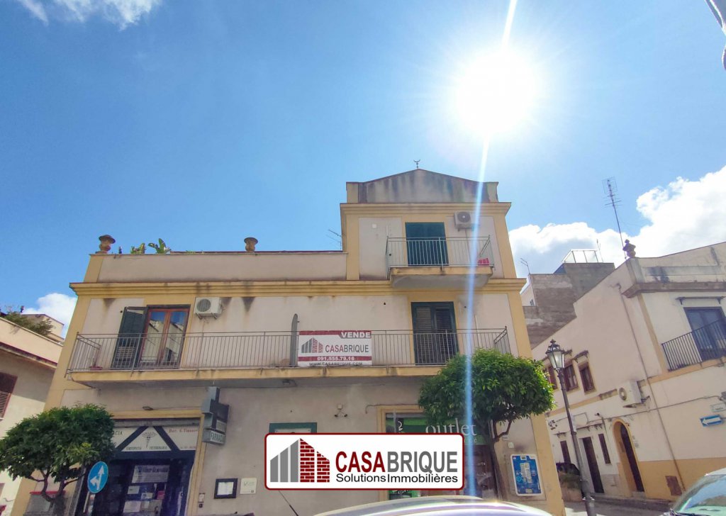 Sale Apartments Bagheria - Apartment for sale on the first floor - Bagheria center Locality 