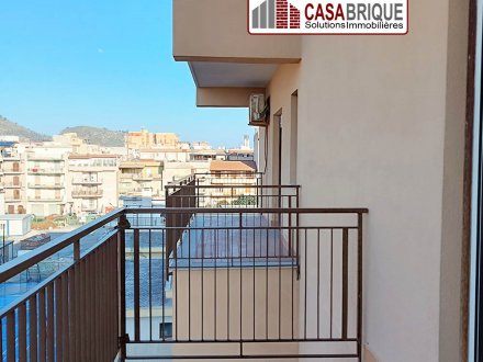 Panoramic apartment with parking space in Bagheria
