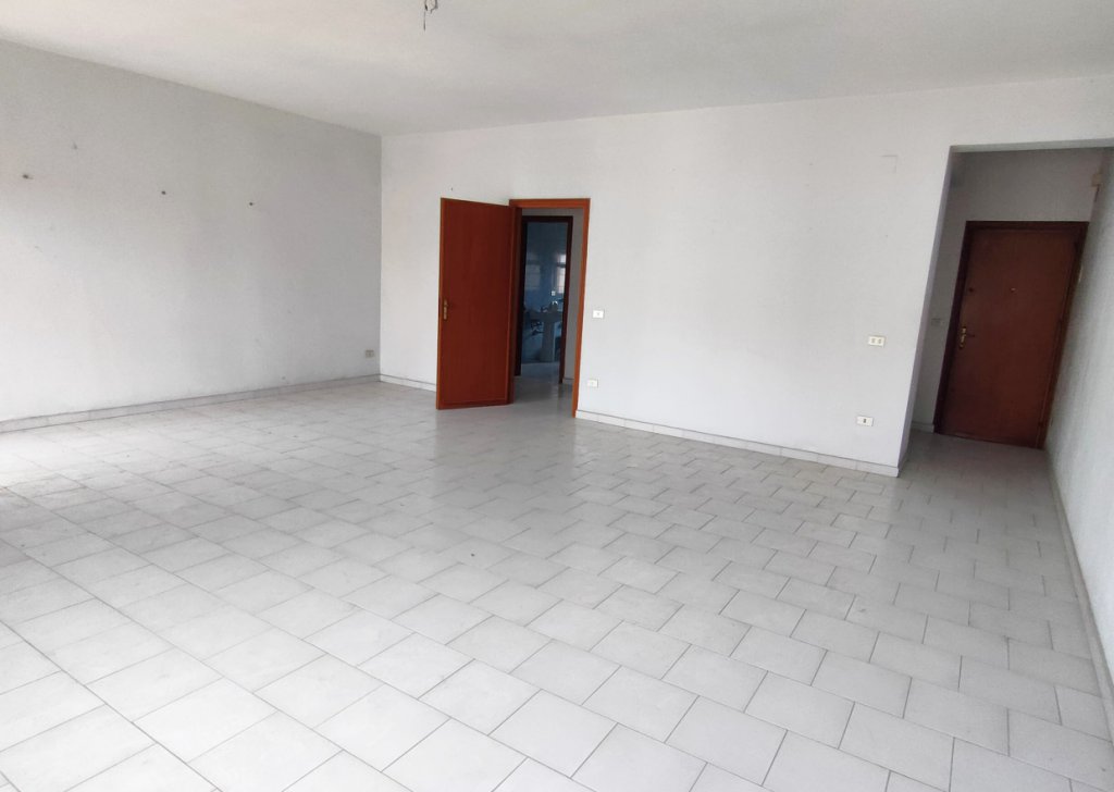 Appartamenti quadrilocale in vendita  corso Butera 127, Bagheria, località Centro