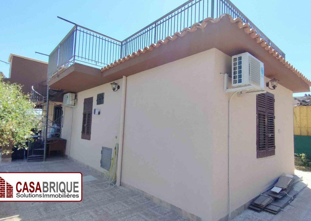 Sale Villas Bagheria - Independent villa in Bagheria with terrace and parking space Locality 